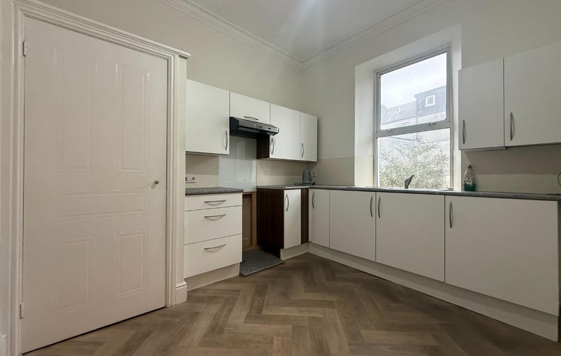 Clifton Place, Greenbank, Plymouth - Image 1